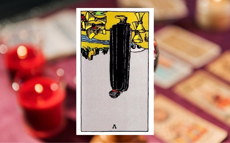 Ý nghĩa 5 Of Cups khi ở vị trí ngược