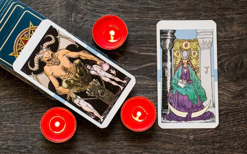 The Devil với Bộ Ẩn Chính (Major Arcana)