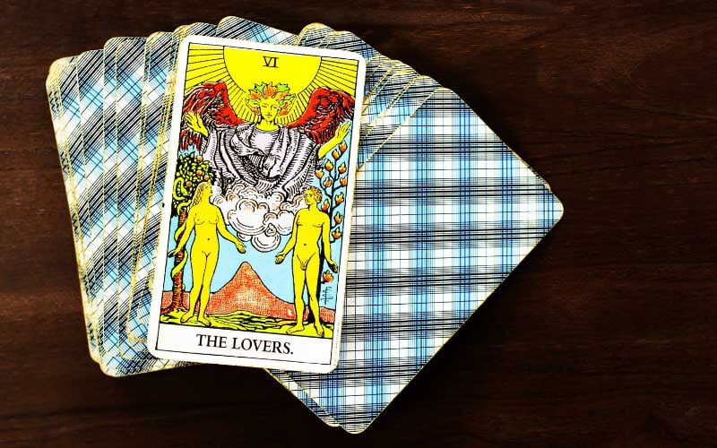 Ý nghĩa cốt lõi của The Lovers Tarot xuôi
