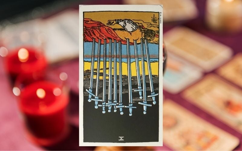 Ý nghĩa khi lá 10 Of Swords ngược