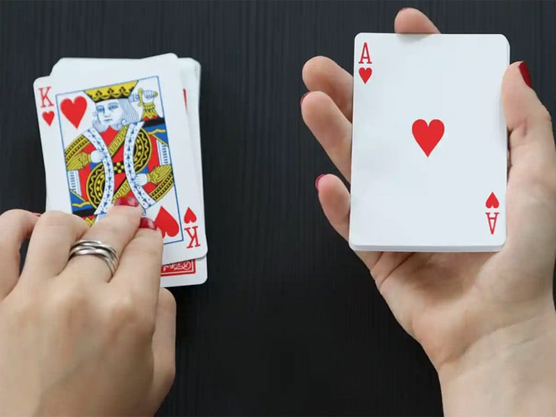 cờ bạc do điếu kh&aacute;ch với đ&agrave; la