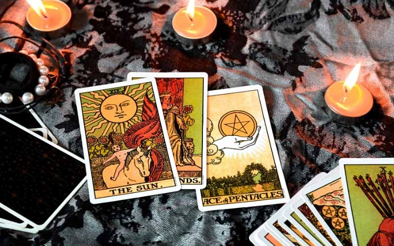 Các cặp phối hợp quan trọng của The Sun trong trải bài