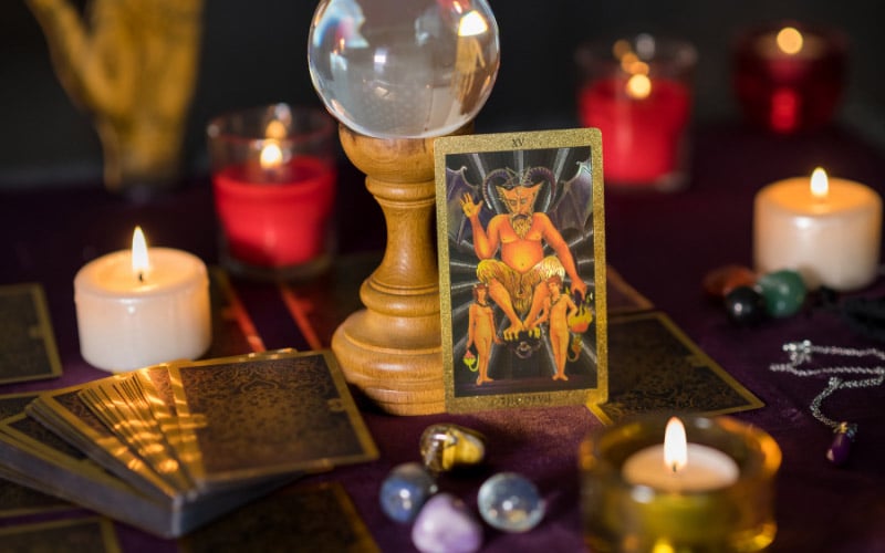 The Devil trong các khía cạnh cuộc sống