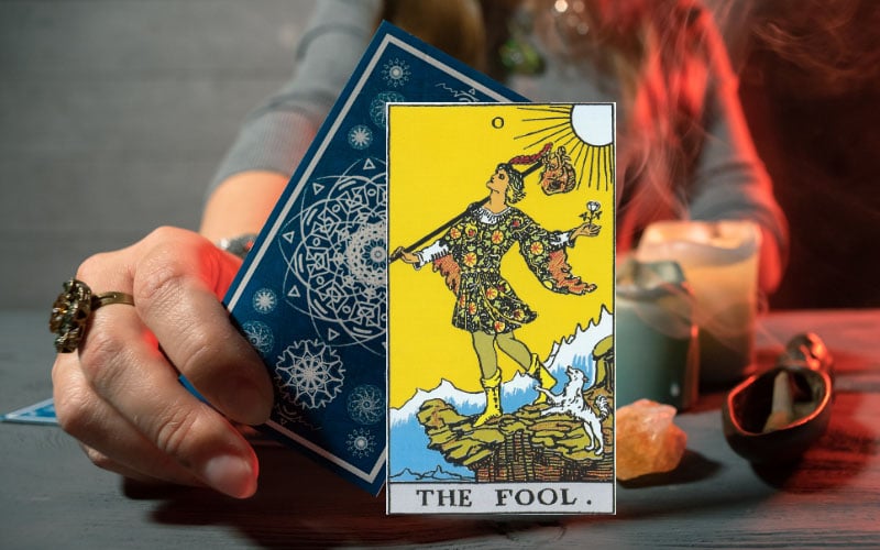 Ý nghĩa lá The Fool khi kết hợp với các lá bài khác